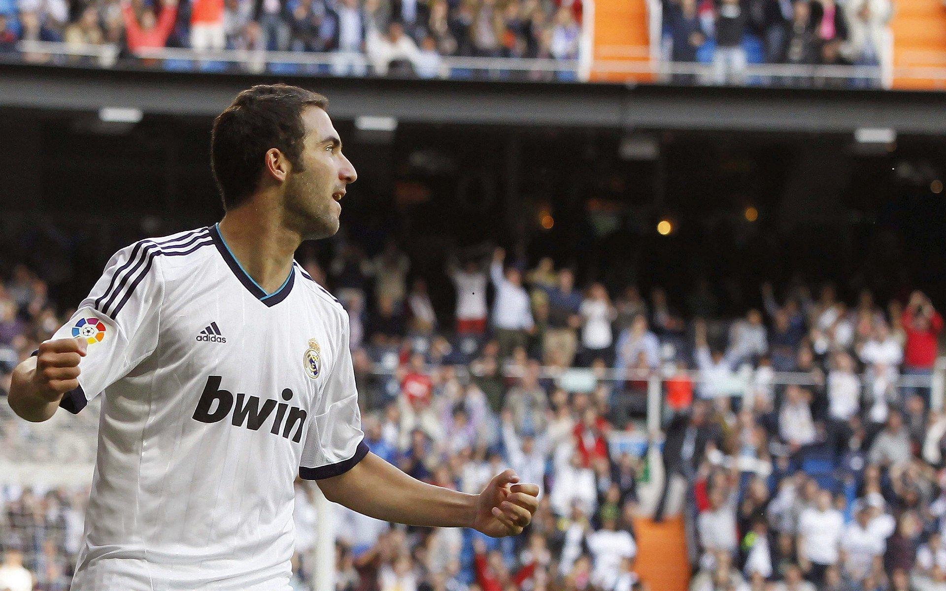 尤文图斯新任总监亮相，以沟通为桥，重塑俱乐部未来格局